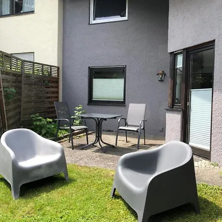 Gemuetliches Mit Eigener Terrasse 아파트 보돌쯔